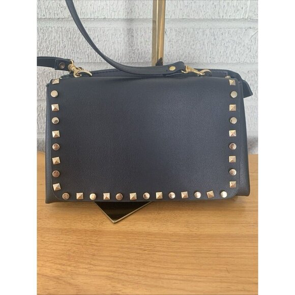 Mark & Hall Fold Over Black Faux Leather Crossbody Flap Bag Gold Rock Stud EUC - Picture 4 of 15